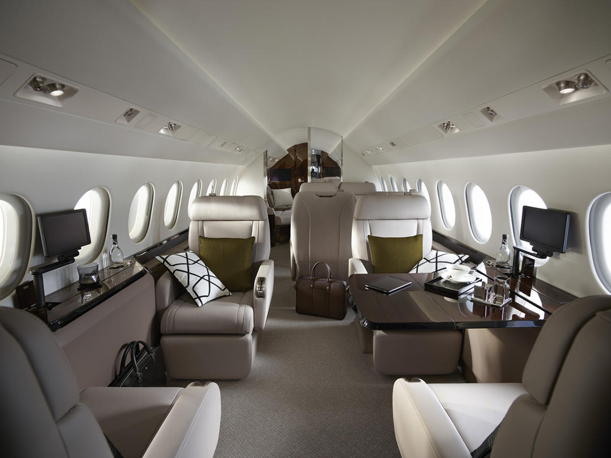 Dassault Falcon 900LX cabin for Kentucky charter